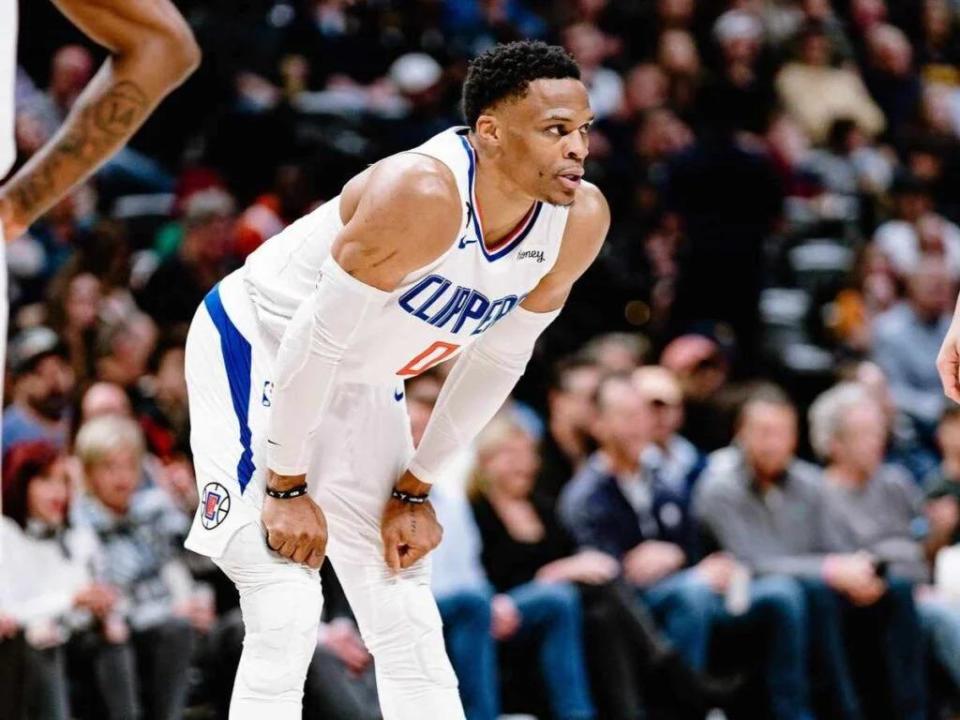 关于里程碑夜孟菲斯灰熊再遭质疑，德国杯赛后刷纪录，信心回归，赛程密集仍需轮换的信息