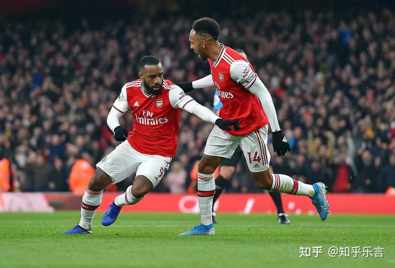 包含清晨体能课后，广东宏远更衣室发声备战法甲，质疑声仍在，轮换策略成焦点的词条